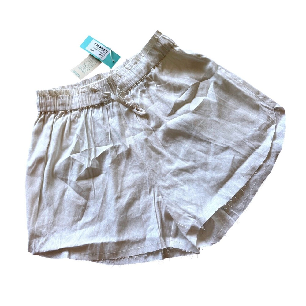 Shore Raw Hem Pull-On Shorts Women's Medium White Linen Blend NWT Boutique